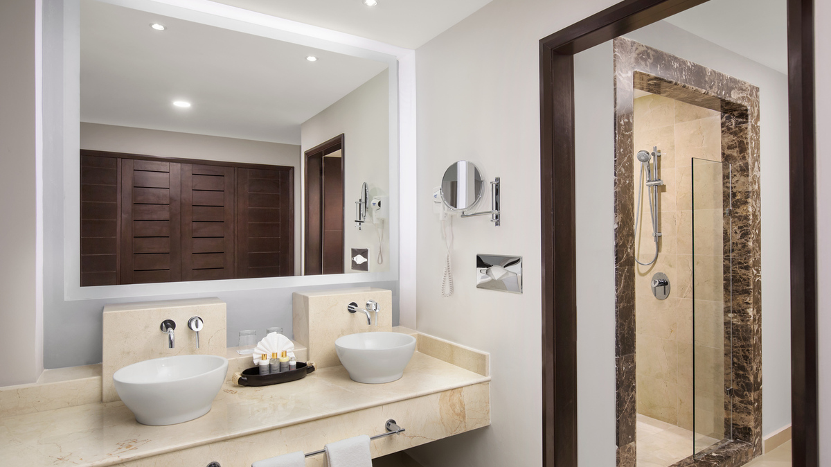 ventus at hotel marina