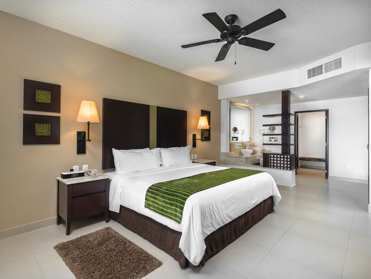 https://www.elcid.com/riviera-maya/hotel-marina-el-cid-spa-and-beach-resort/rooms/