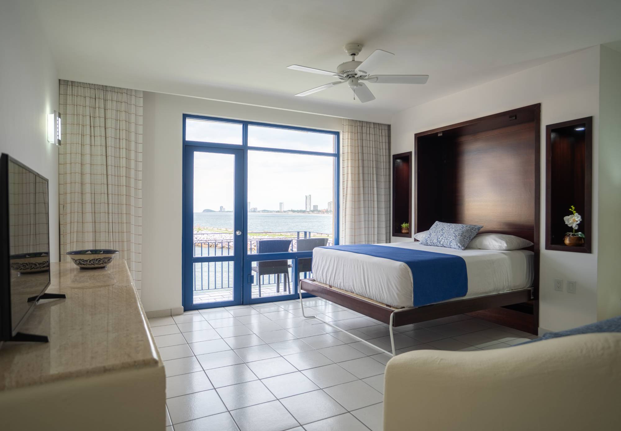 One bedroom suite Murphy Bed
